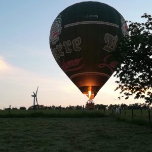 Einschweben zur Landung Ballonfahrt Landefeld