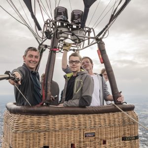 An Bord einer Montgolfière